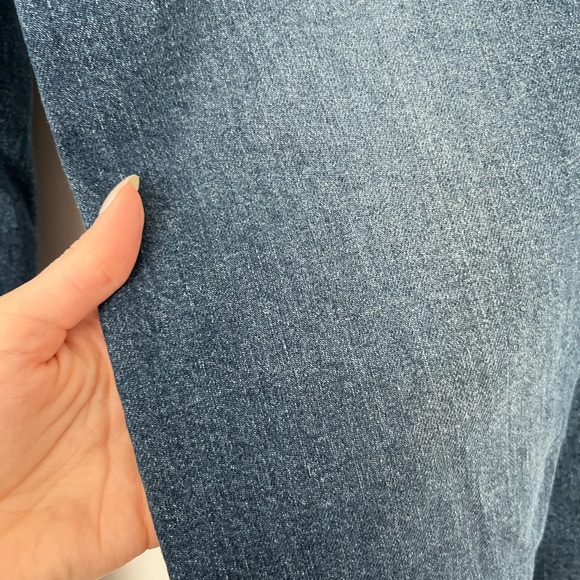 Levi’s mile high cropped wide leg Jean - Picture 2 of 4